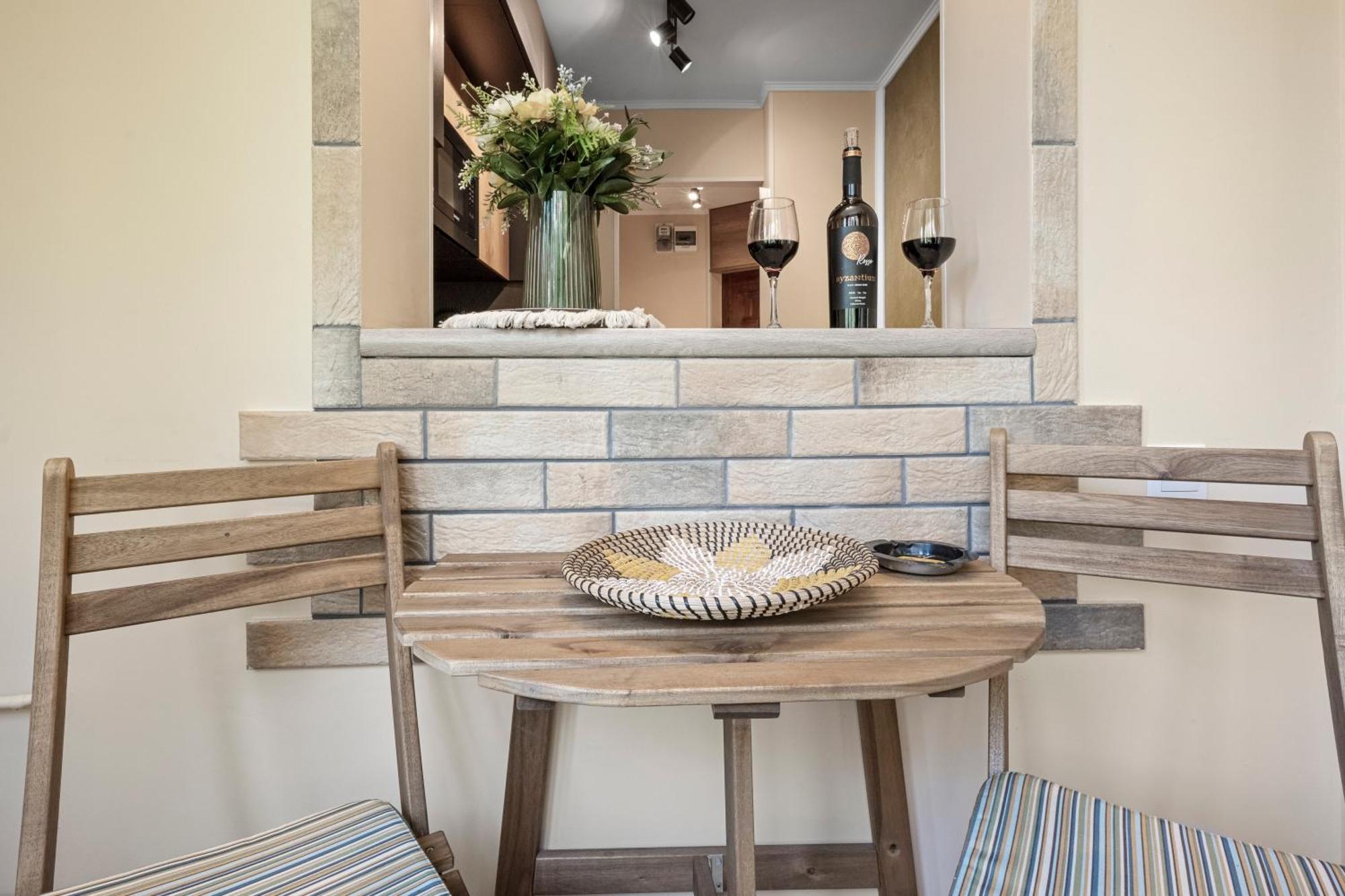 Awesome Apartment Bukares Bagian luar foto